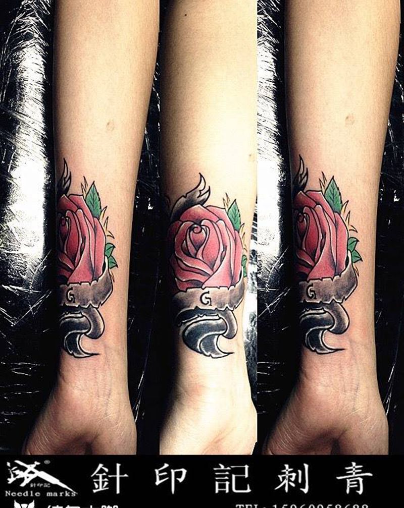玫瑰纹身图片_成品手臂清新植物纹身图案