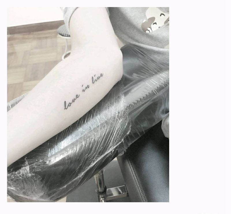 昨晚的小清新纹身图片_肩部手臂腿部欧美清新几何字符人物成品纹身图案