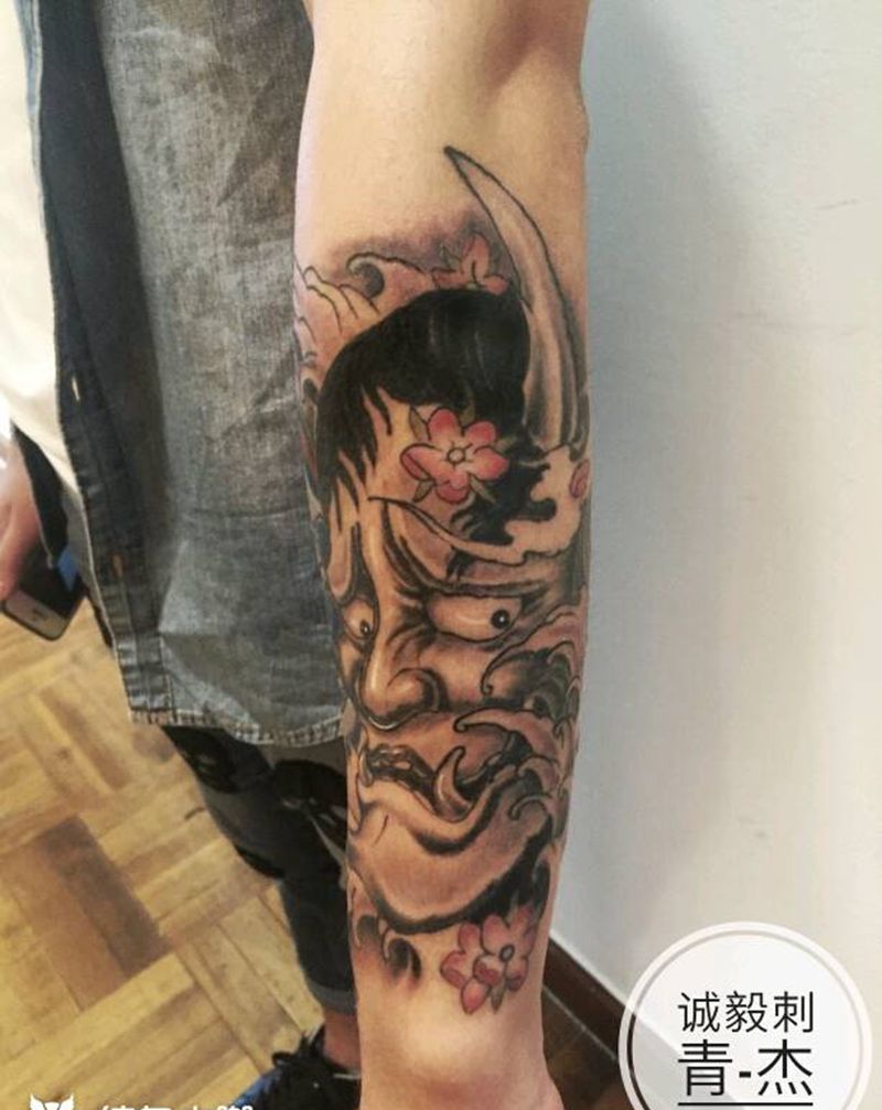 般若纹身与小清新英文纹身图片_肩部手臂腿部欧美传统习俗字符人物鬼神成品纹身图案