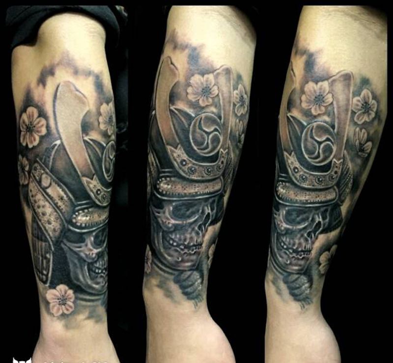 鬼武士纹身图片_手臂腿部欧美传统写实人物鬼神成品纹身图案