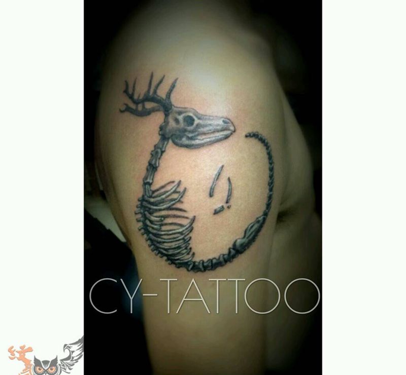 骨头完成纹身图片