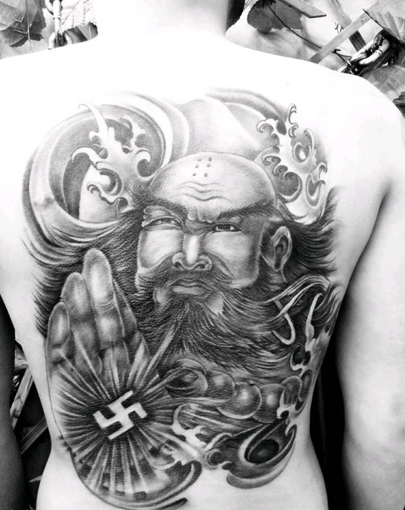 。纹身图片_背部纹身图案