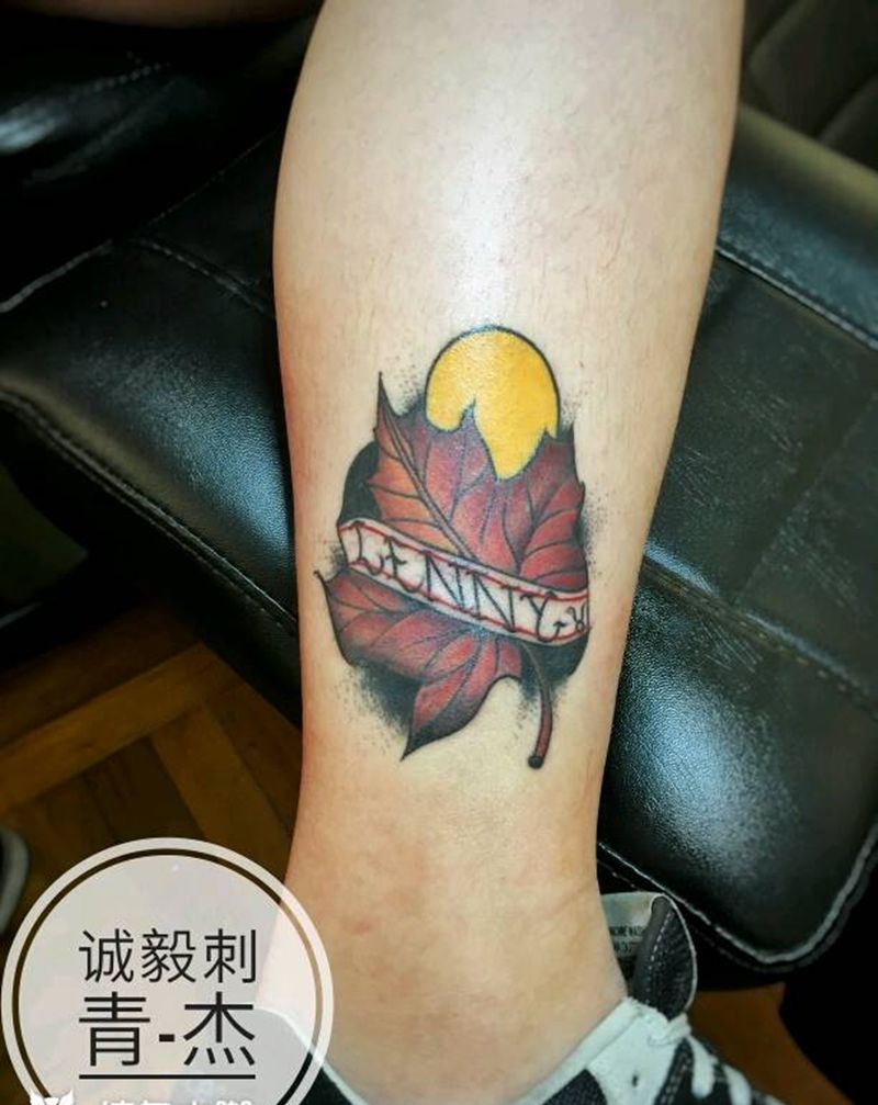 枫叶纹身纹身图片_手臂腿部欧美清新几何字符植物成品纹身图案