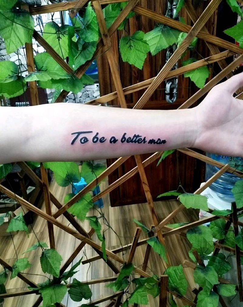 字母纹身图片_手臂手部字母纹身图案