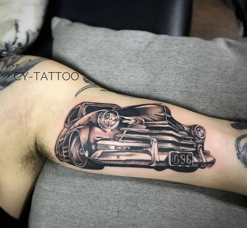 老爷车纹身图片_几何欧美写实清新手臂腿部成品静物胸部肩部纹身图案
