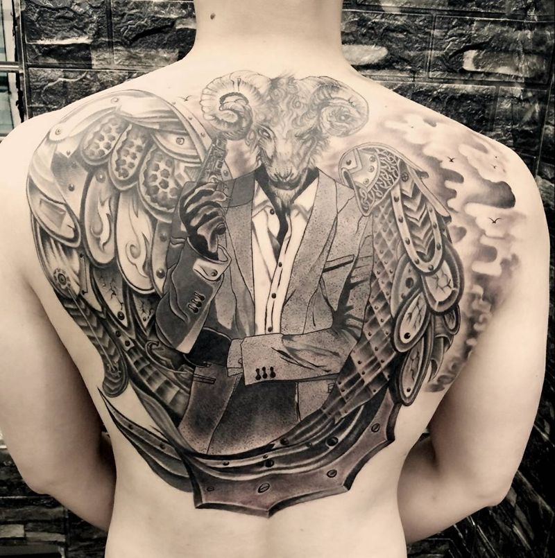 西方恶魔撒旦纹身图片_背部欧美写实纹身图案