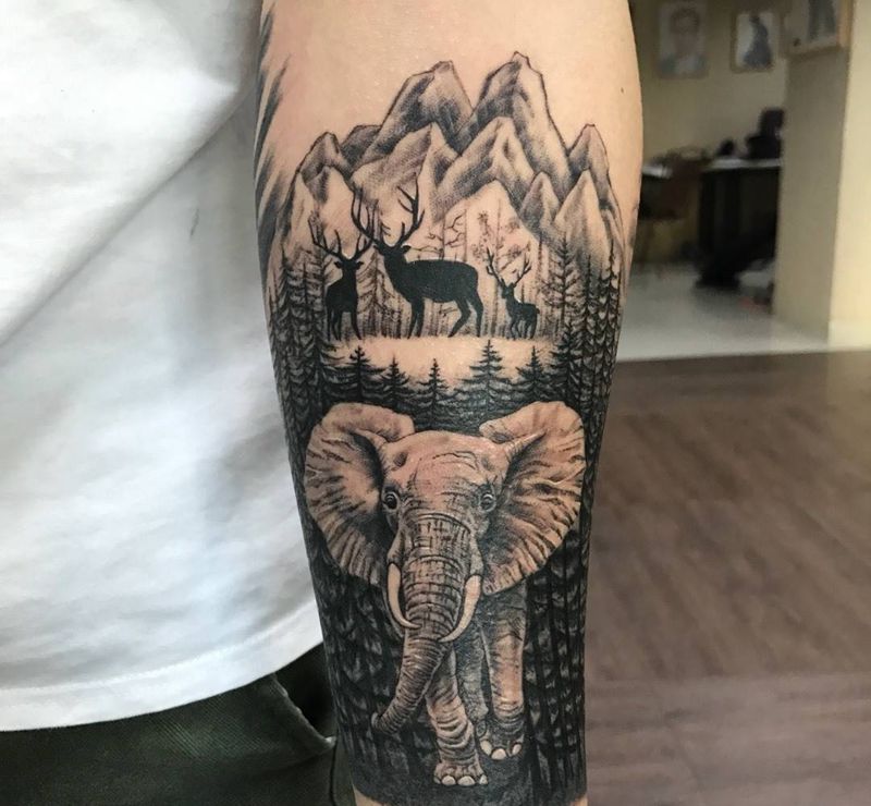 大象与灯塔纹身图片_手臂腿部欧美写实点刺大象灯塔原创纹身图案