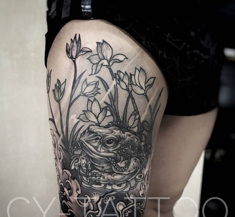 原创招财金蟾纹身图片_原创动物鬼神传统国画腿部手臂成品纹身图案