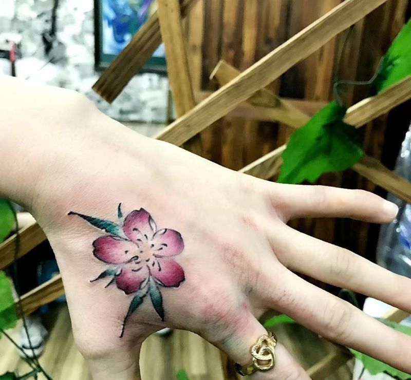 。纹身图片_手部纹身图案