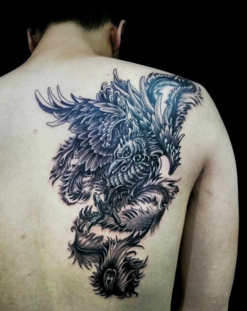 精致的凤凰纹身图片_肩部背部手臂腿部欧美传统写实动物鬼神宗教纹身图案