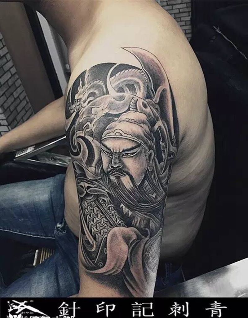 关羽纹身图片_成品臀部传统人物纹身图案