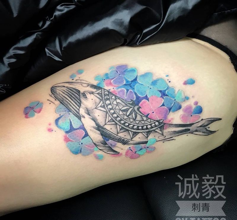 水彩鲸鱼纹身图片_腿部手臂点刺水彩纹身图案