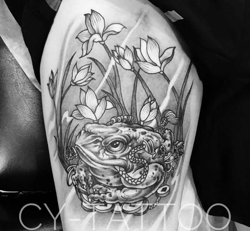 招财金蟾纹身图片_动物鬼神原创写实清新传统手臂腿部成品纹身图案