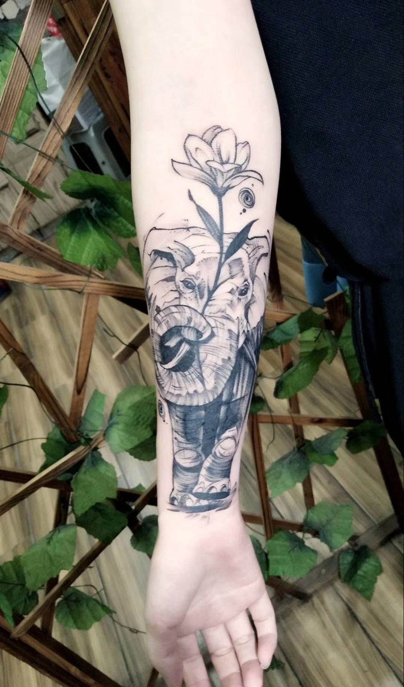 遮盖纹身图片_手臂几何纹身图案