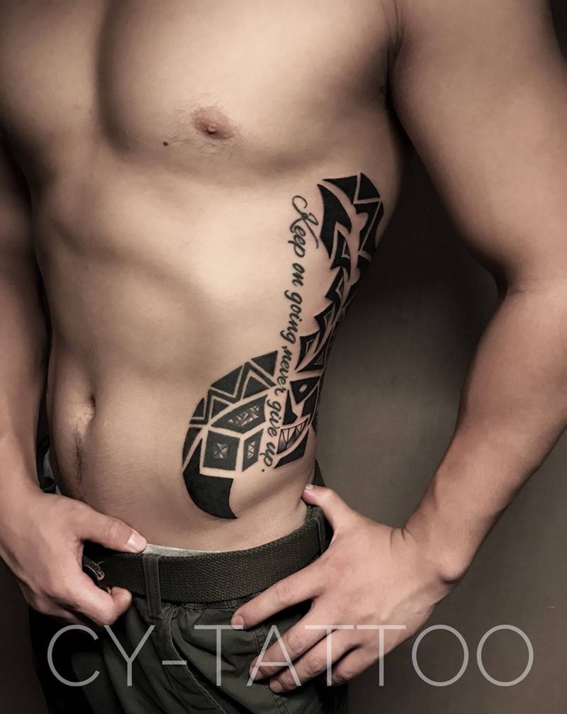 原创侧腰图腾纹身图片_原创图腾几何欧美清新写实手臂成品腿部腰部纹身图案
