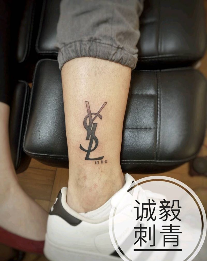 圣罗兰情侣纹身纹身图片_腿部脚部欧美清新几何字符图腾成品纹身图案