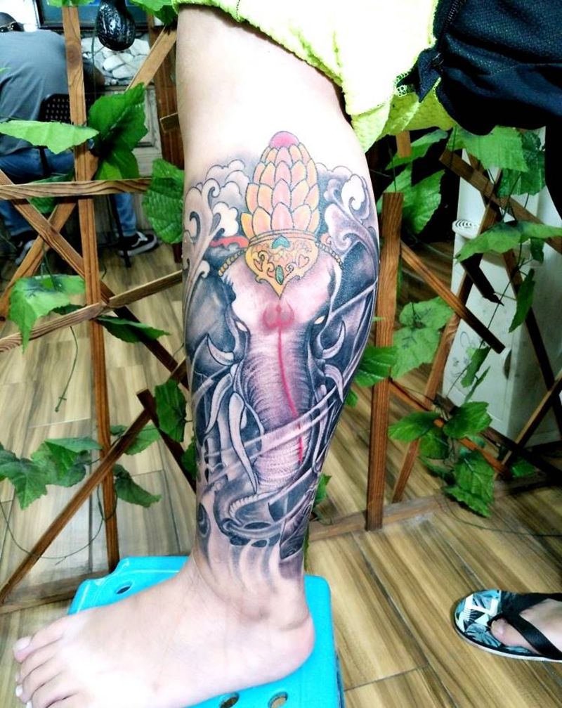 。纹身图片_腿部新传统纹身图案