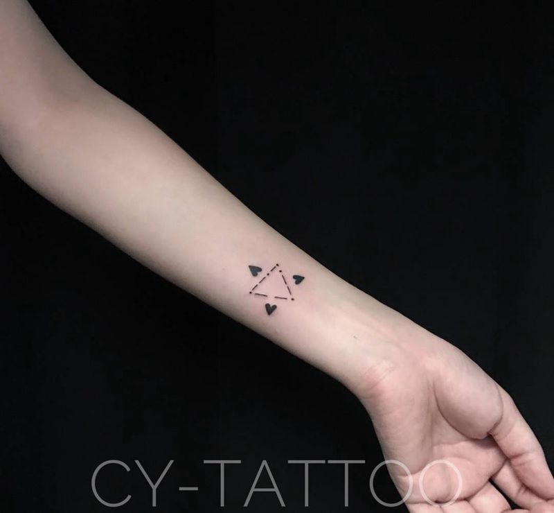 小清新纹身图片_字符欧美传统清新成品手臂腿部胸部几何纹身图案