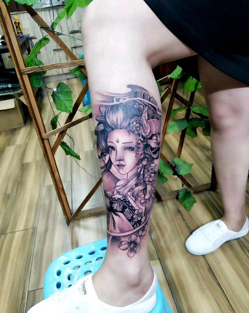 艺伎纹身纹身图片_脚部新传统纹身图案