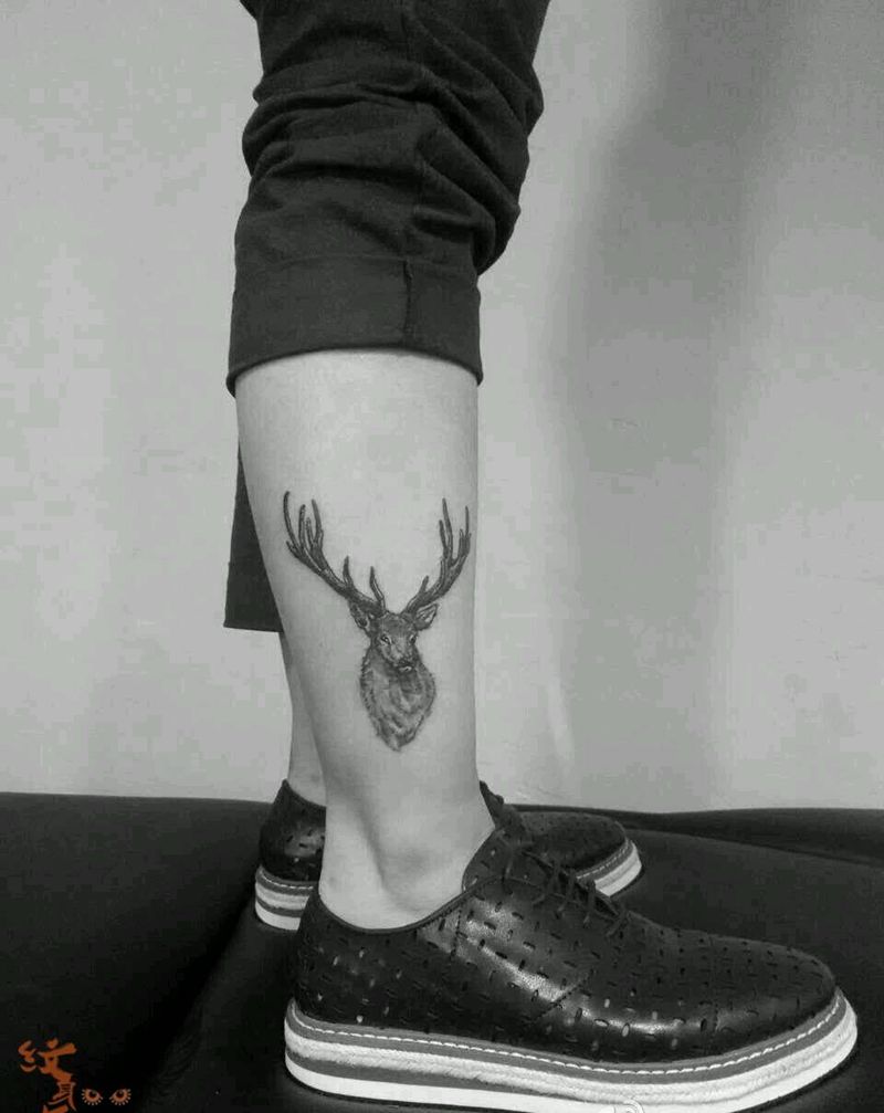 原创精致写实小鹿纹身图片