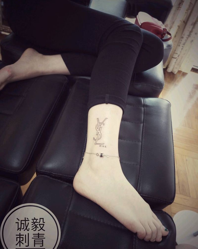 小清新纹身纹身图片_手臂腿部脚部欧美清新几何字符成品纹身图案