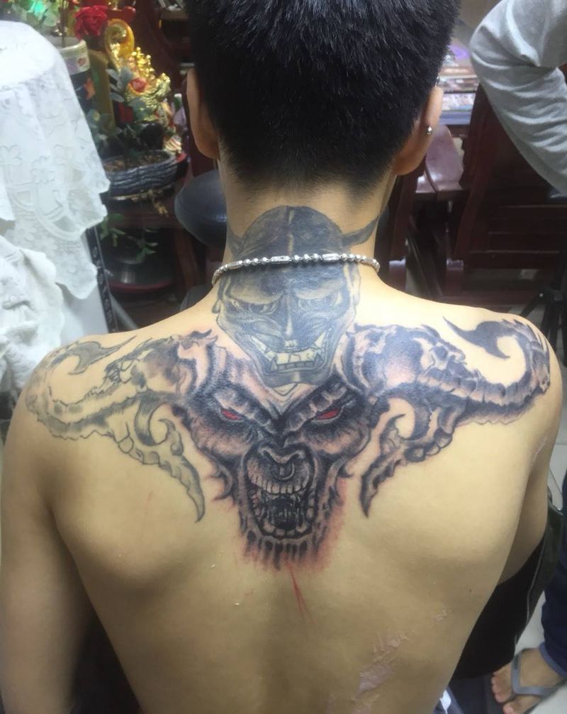 暴力修复未完成纹身图片