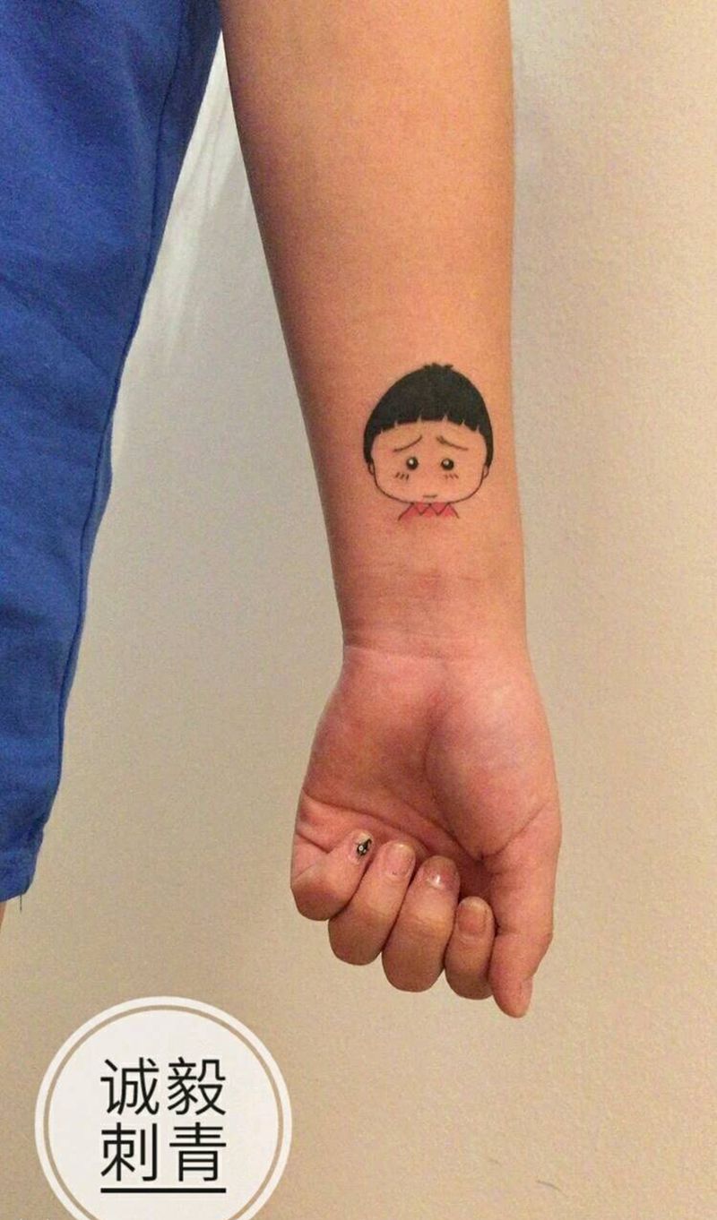 小清新纹身图片_肩部手臂腿部欧美清新几何字符人物植物成品纹身图案