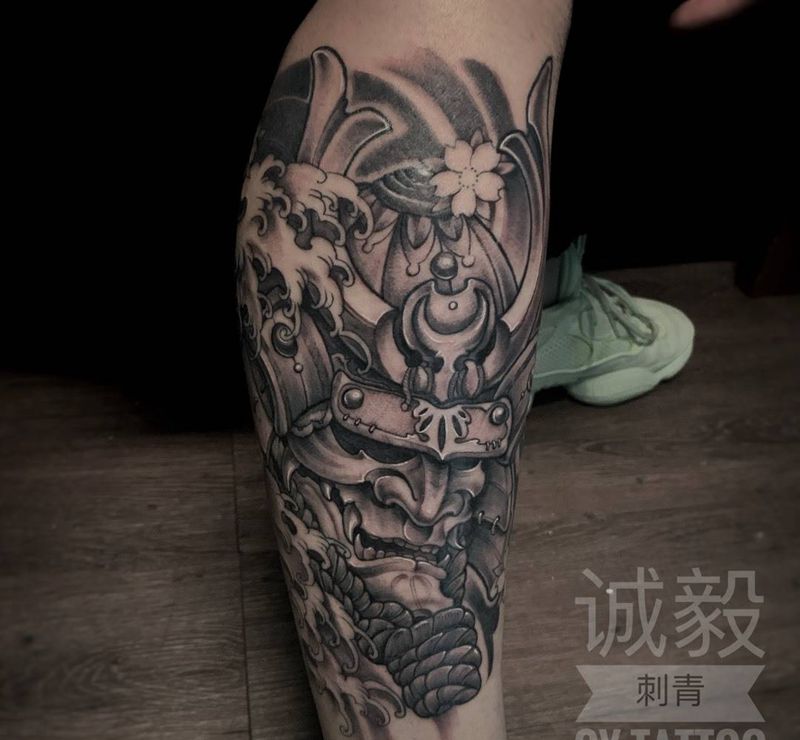 小腿甲胄纹身图片_手臂腿部新传统老传统纹身图案