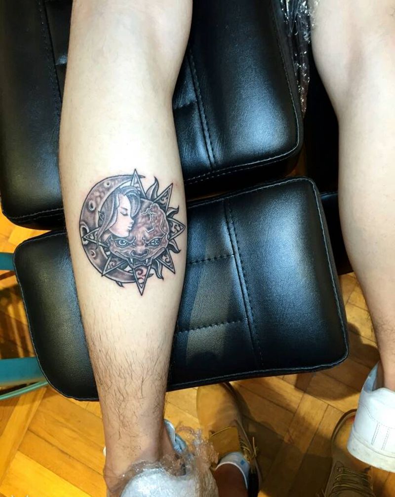 太阳与月亮纹身图片_手臂腿部欧美写实几何静物图腾宗教成品纹身图案