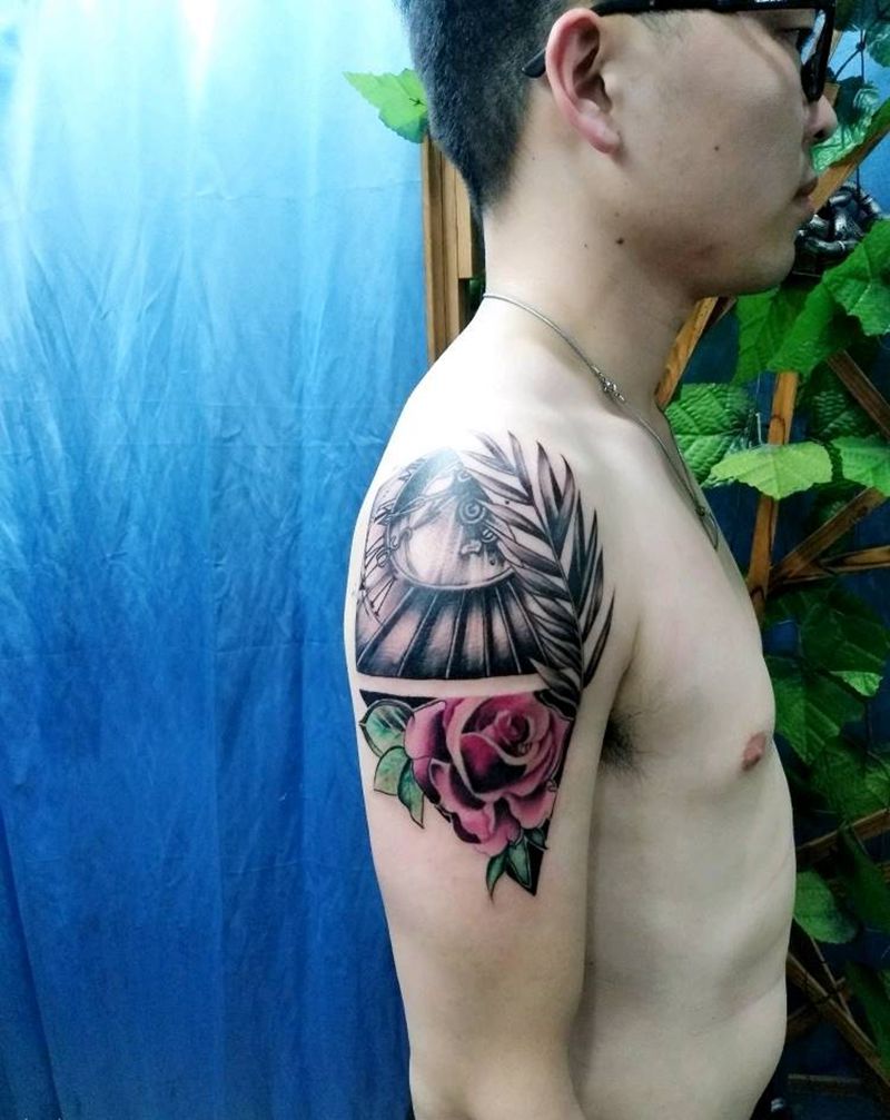 。纹身图片_手臂手部点刺纹身图案