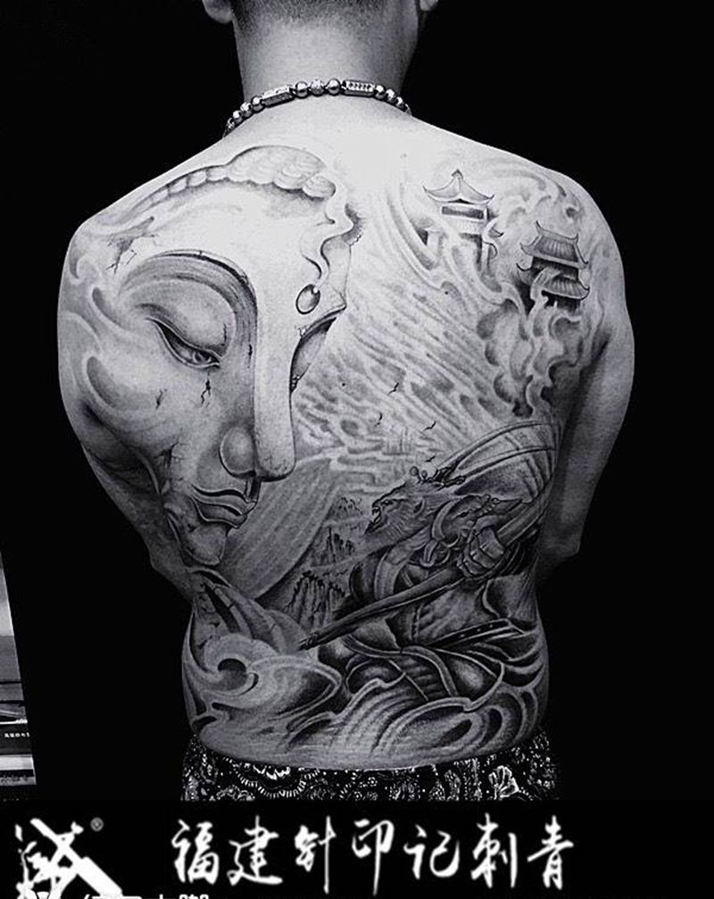 《斗佛》纹身图片_成品背部传统宗教纹身图案