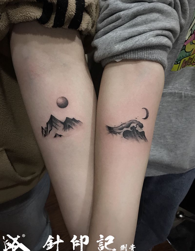 山与海纹身图片_手臂点刺山水海纹身图案