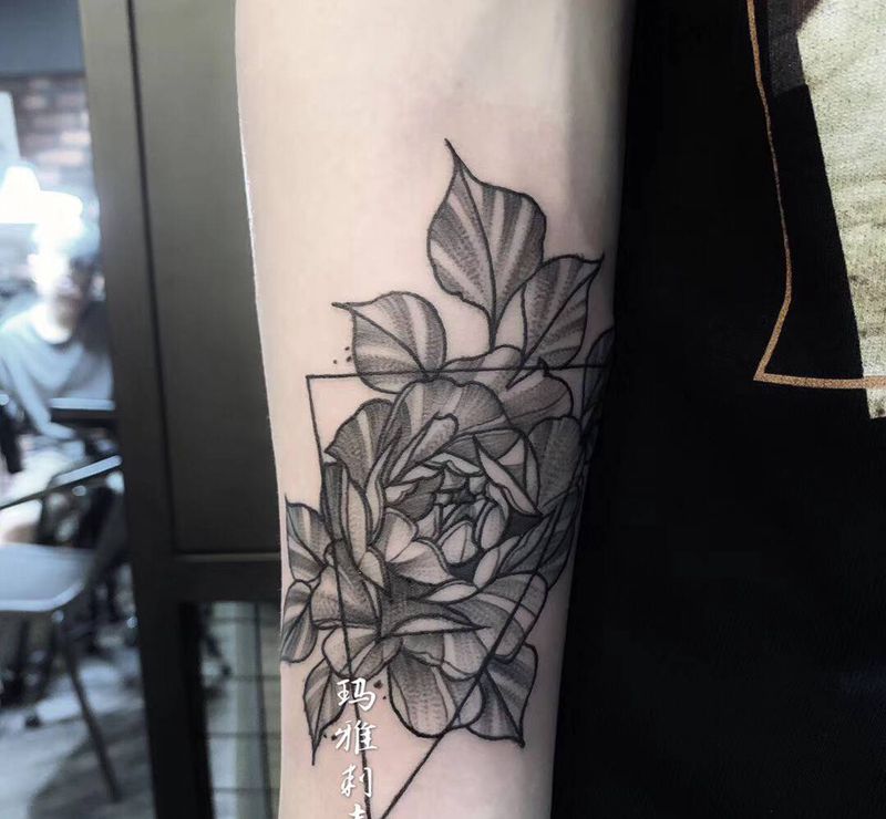 花骄纹身图片_手臂纹身图案