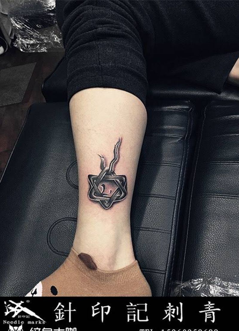 六芒星一枚纹身图片_成品脚部清新图腾纹身图案