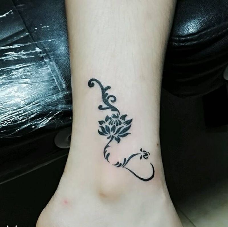 小清新纹身图片_脚部清新植物图腾原创成品纹身图案