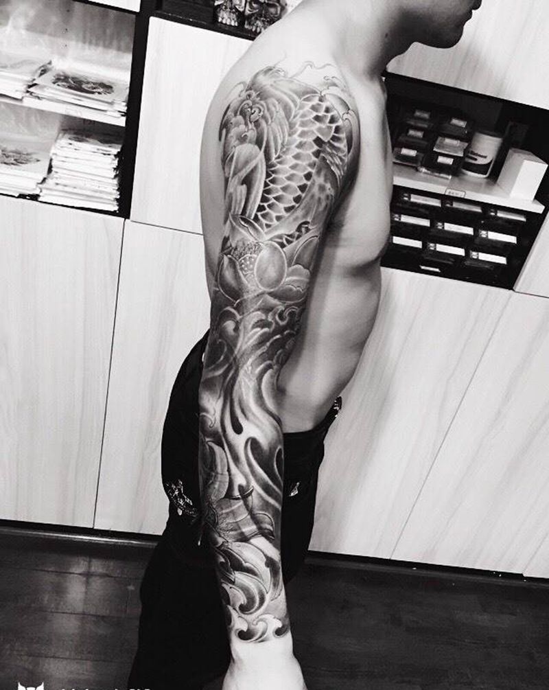 遮盖作品--鲤鱼莲花（原创）纹身图片