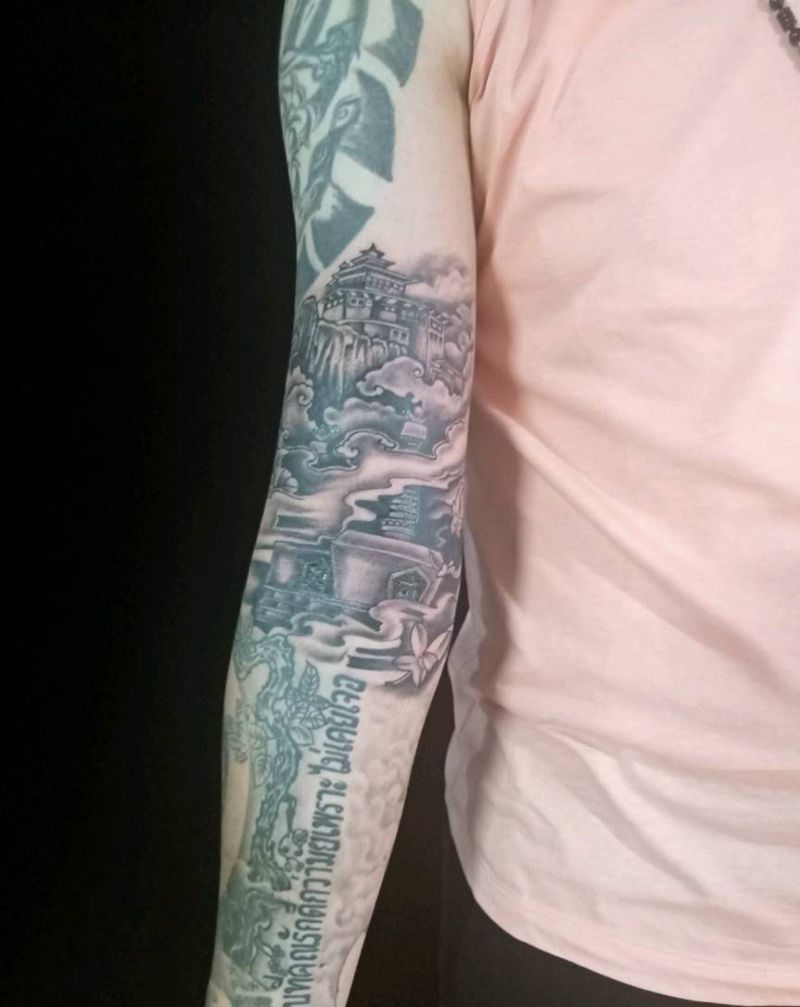 花臂添加背景纹身图片_手臂新传统纹身图案