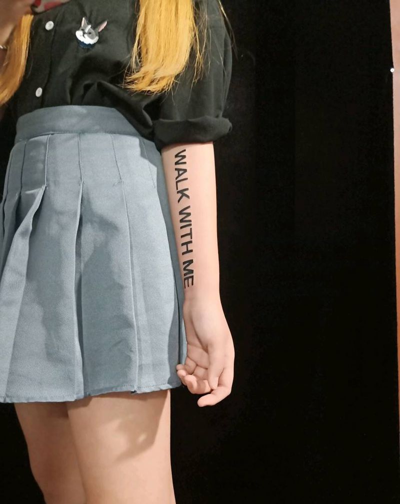 英文纹身图片_手臂新传统纹身图案