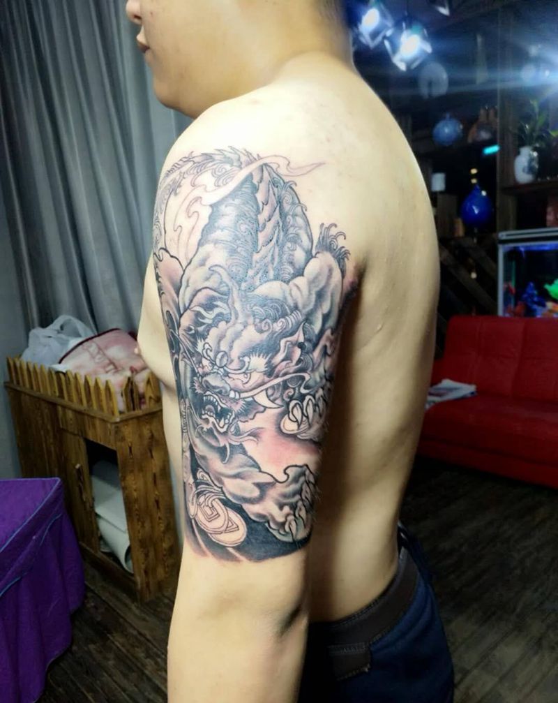 大臂貔貅未完成下次细节待续纹身图片