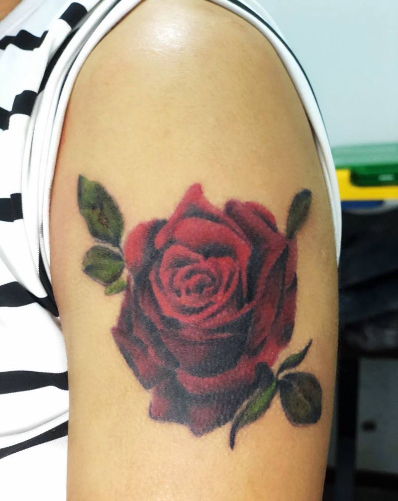 彩色写实纹身图片_肩部手臂欧美写实纹身图案