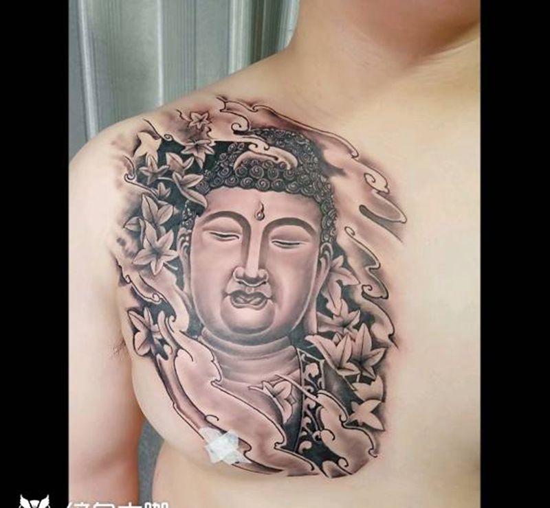 胸口佛祖纹身图片