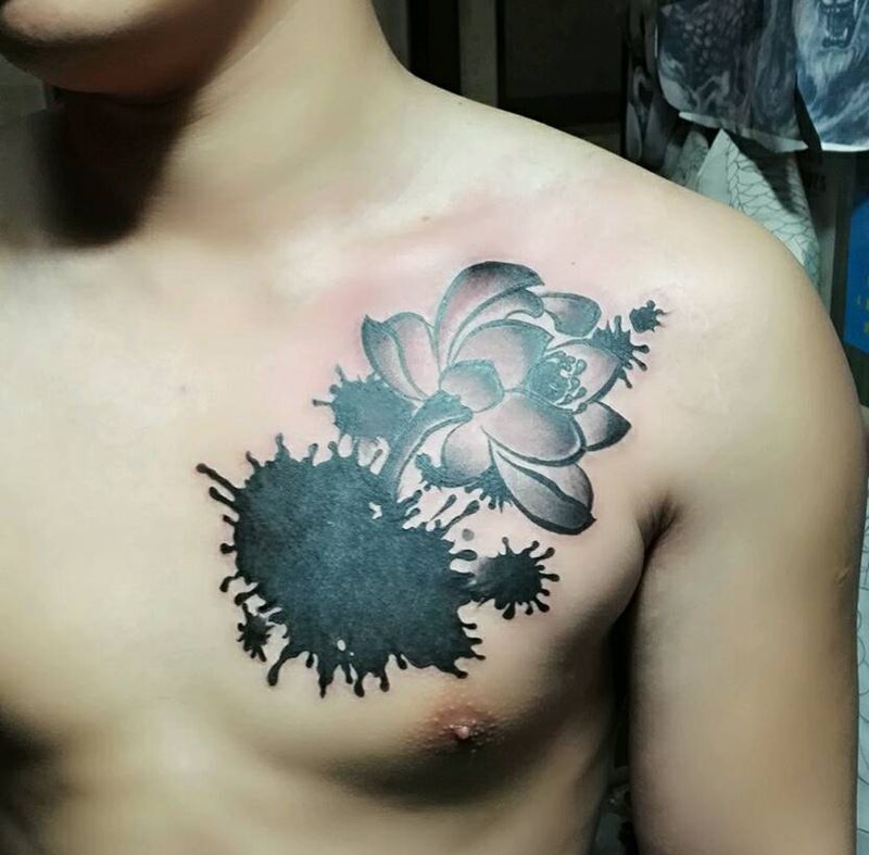 泼墨莲花纹身图片