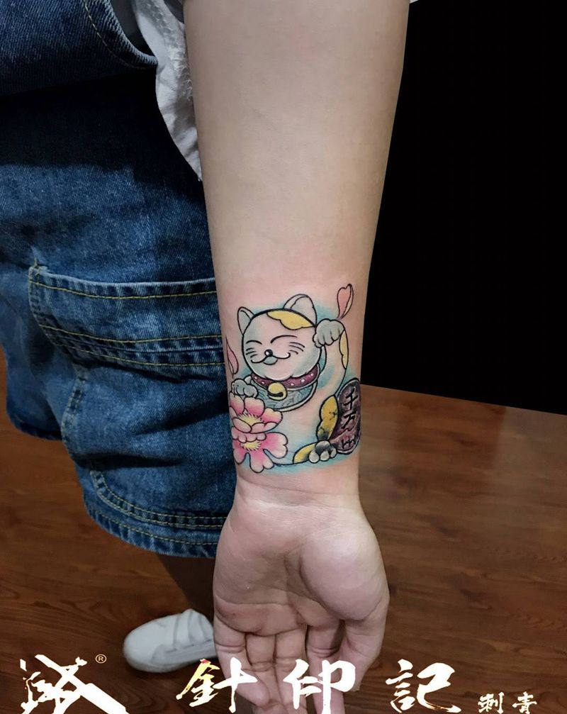 招财猫纹身图片