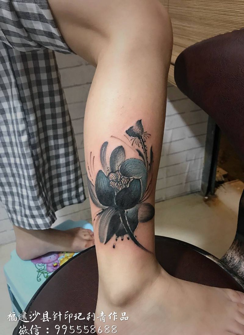 遮盖作品纹身图片_成品脚部腿部传统植物纹身图案