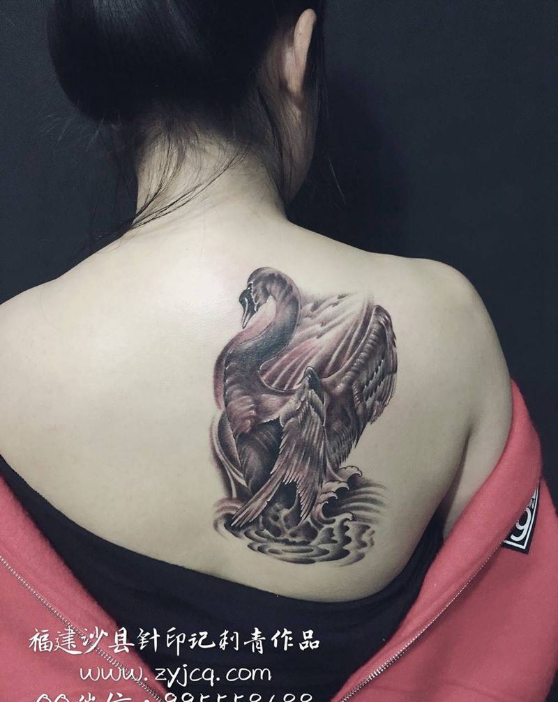 《天鹅》纹身作品纹身图片