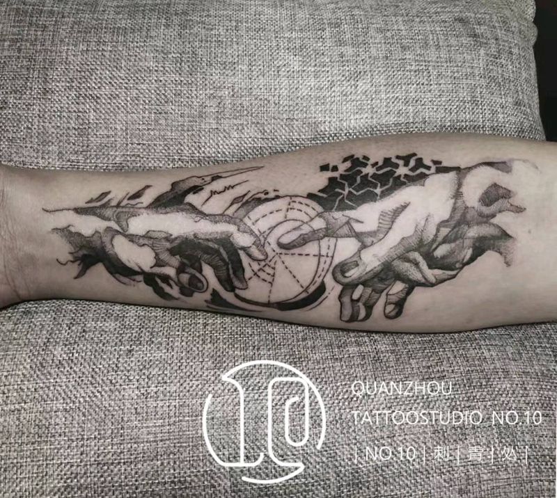 小作，点刺手势#纹身图片_手臂几何点刺纹身图案