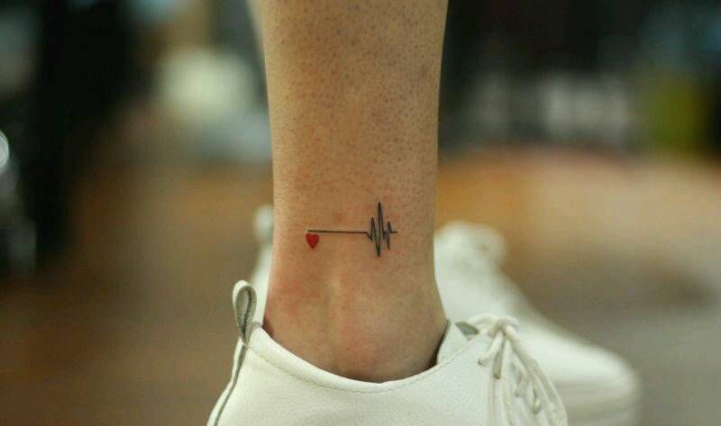 心电图纹身图片
