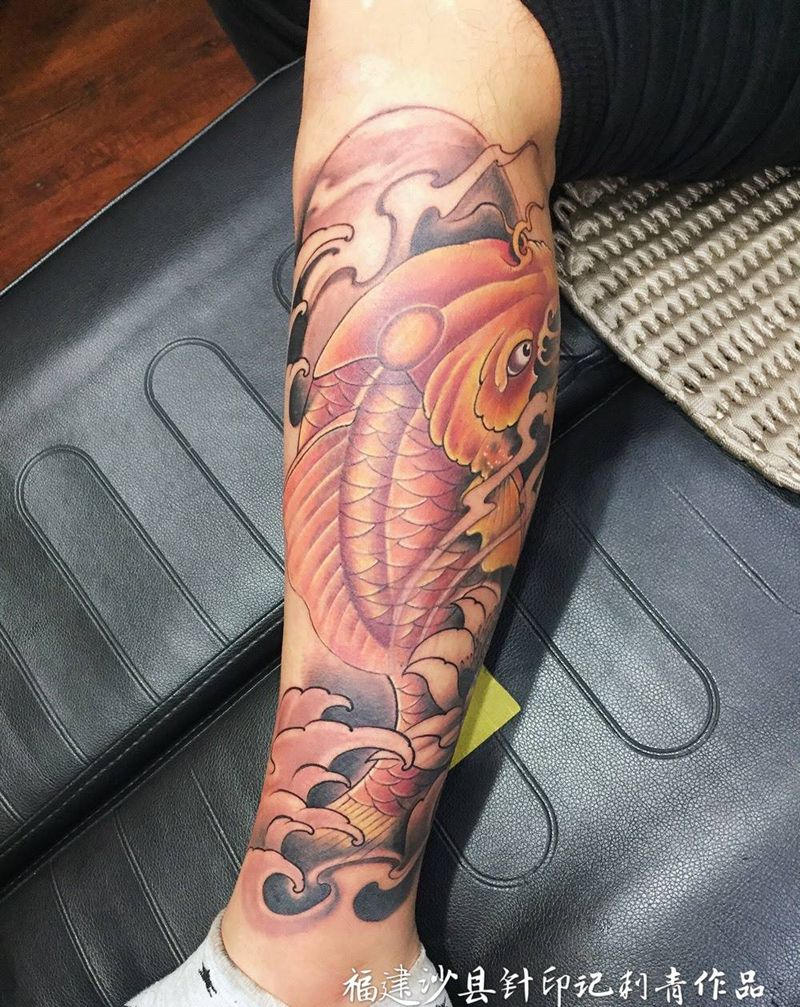 彩色锦鲤--未完纹身图片