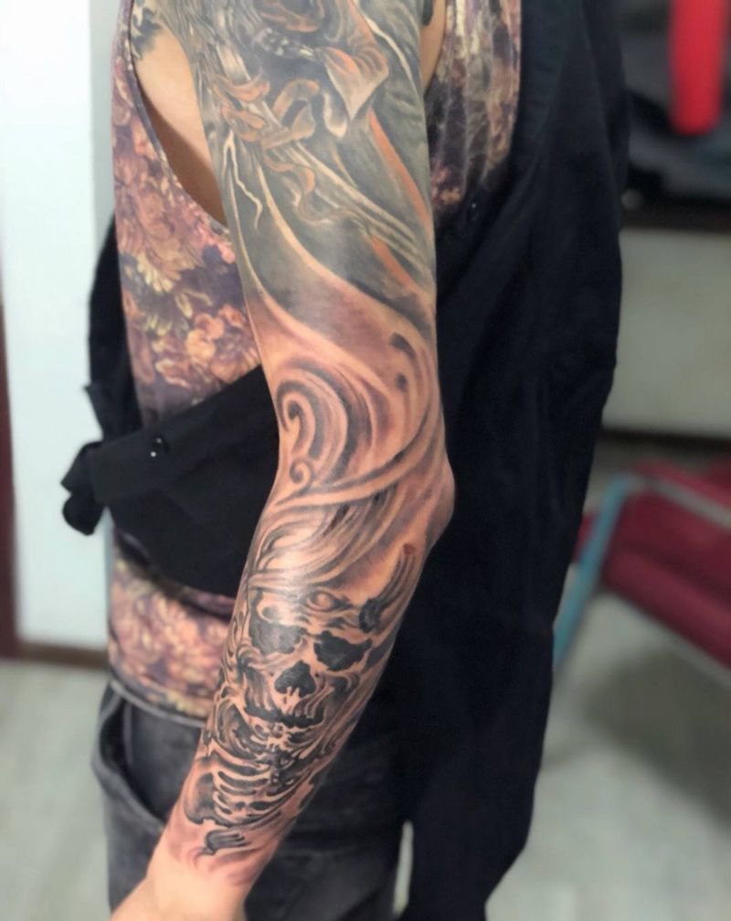 花臂衔接纹身图片_肩部手臂欧美写实纹身图案