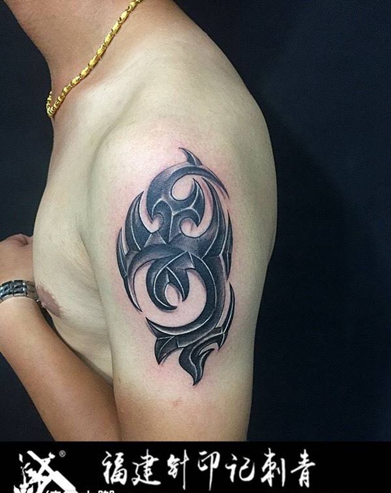 图腾纹身纹身图片_成品臀部传统图腾纹身图案